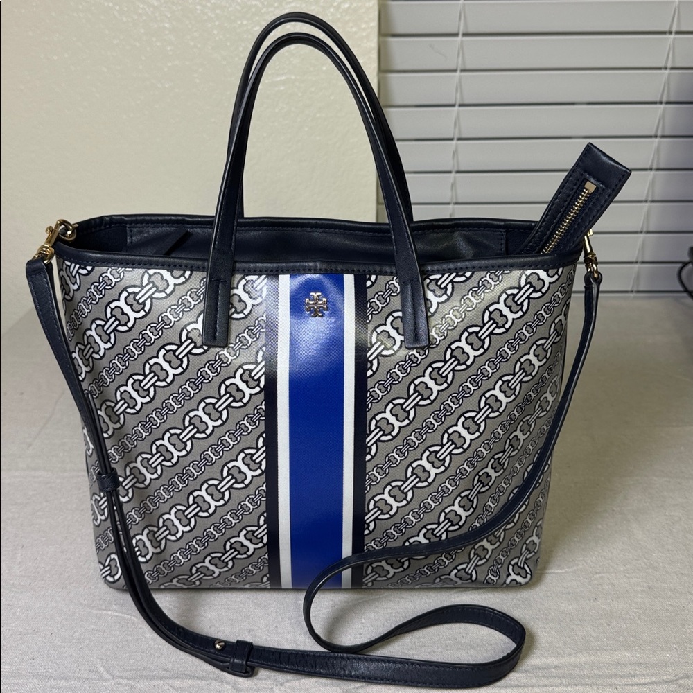 Tory Burch Gimini Link Canvas Satchel Navy Blue/ White Pattern Tote.